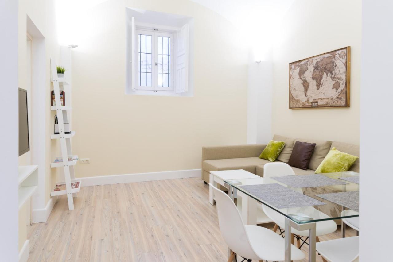 Adama Apartamento Turistico Caceres Bilik gambar