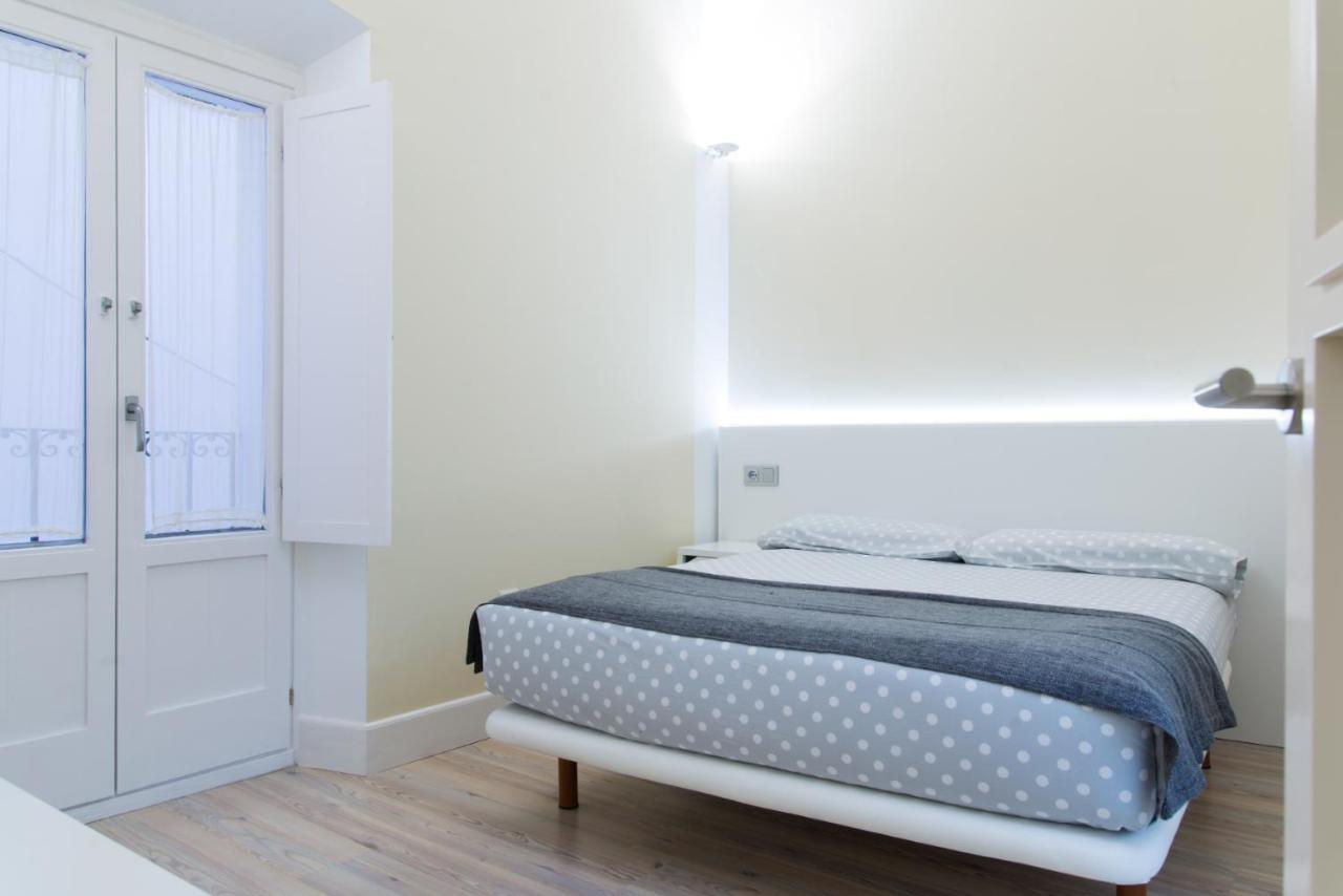 Adama Apartamento Turistico Caceres Bilik gambar